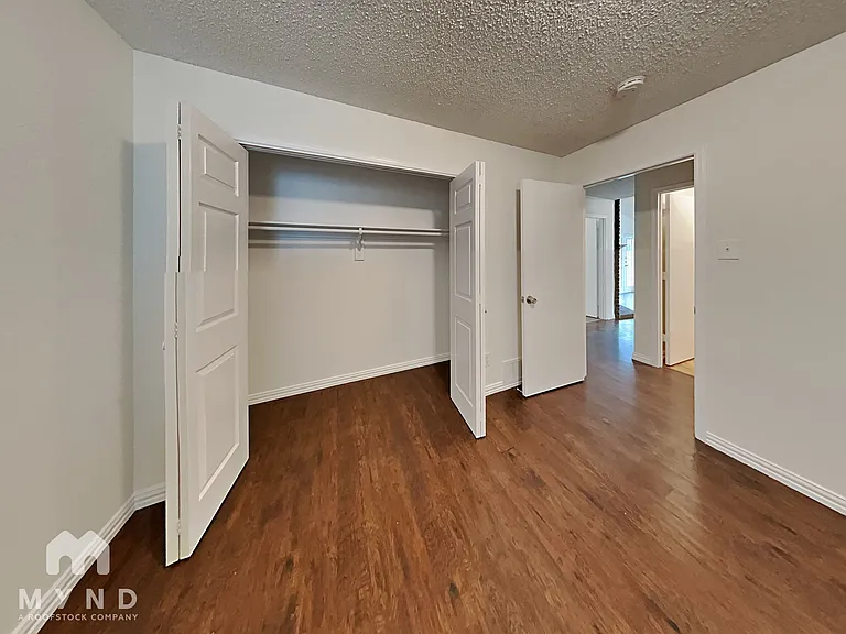 8704 Tigris Trl — Photo 10