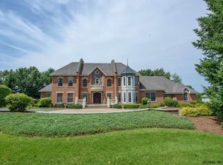 38 E Ridge Rd, Loudonville, NY 12211