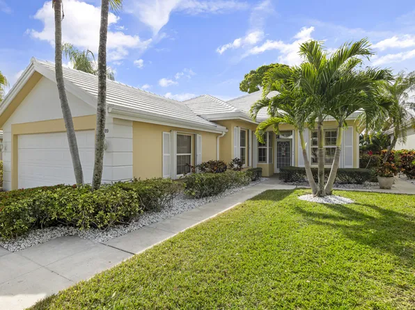 8589 Doverbrook Drive, Palm Beach Gardens, FL 33410