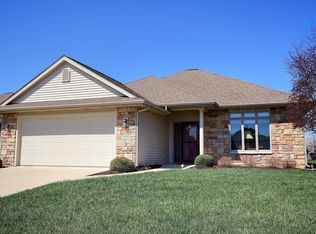 9509 Courtyard Cv, Fort Wayne, IN
