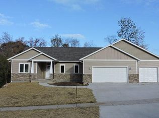 108 Radloff St, Fort Atkinson, WI 53538