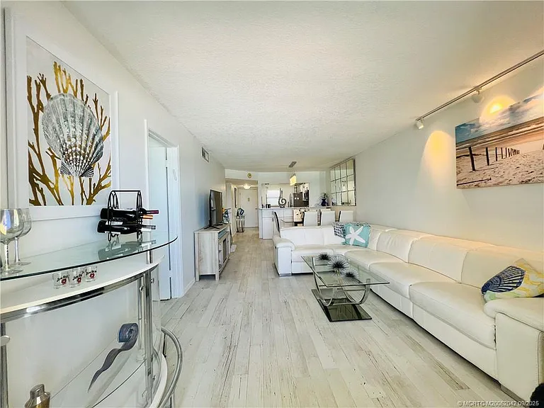9400 S Ocean Dr #707 — Photo 22