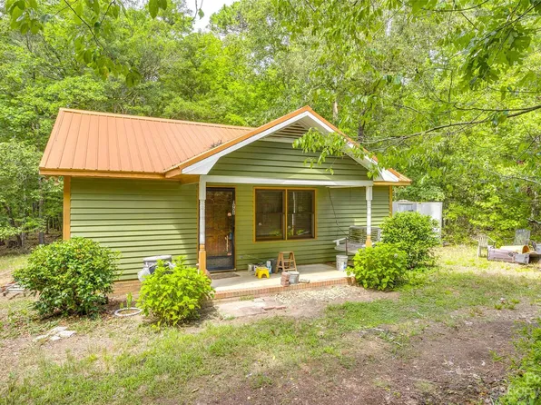 1908 Quiet Cove Ln, Stanfield, NC 28163