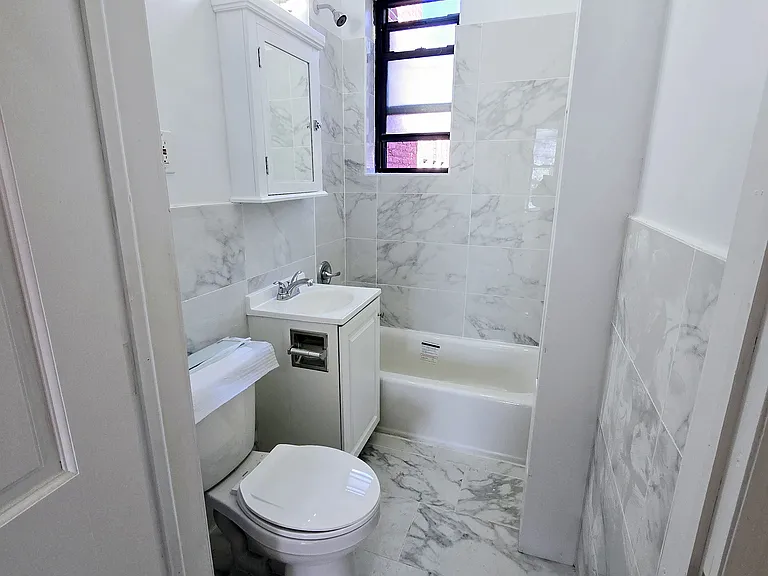 13217 Maple Ave #A402 — Photo 10