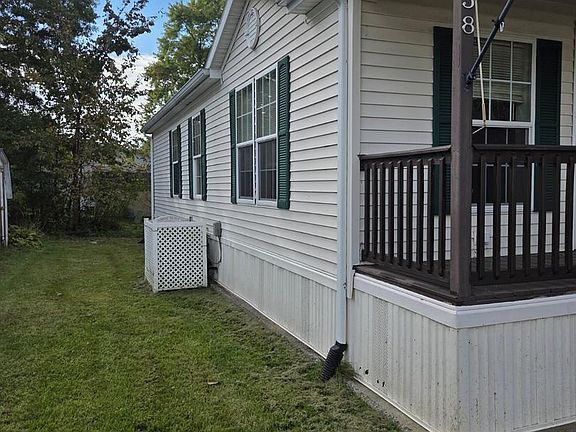 3rd image of 138 Ridge Rd #138