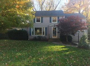 29707 Osborn Rd, Bay Village, OH 44140