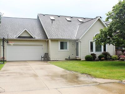 7129 N Nightingale Pl Unit 8, Concord Township, OH, 44077