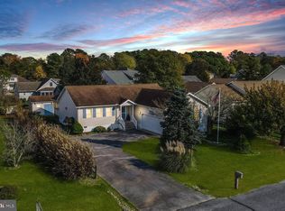 32737 Venta Dr, Ocean View, DE 19970