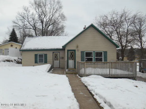312 8th St E, Wabasha, MN 55981