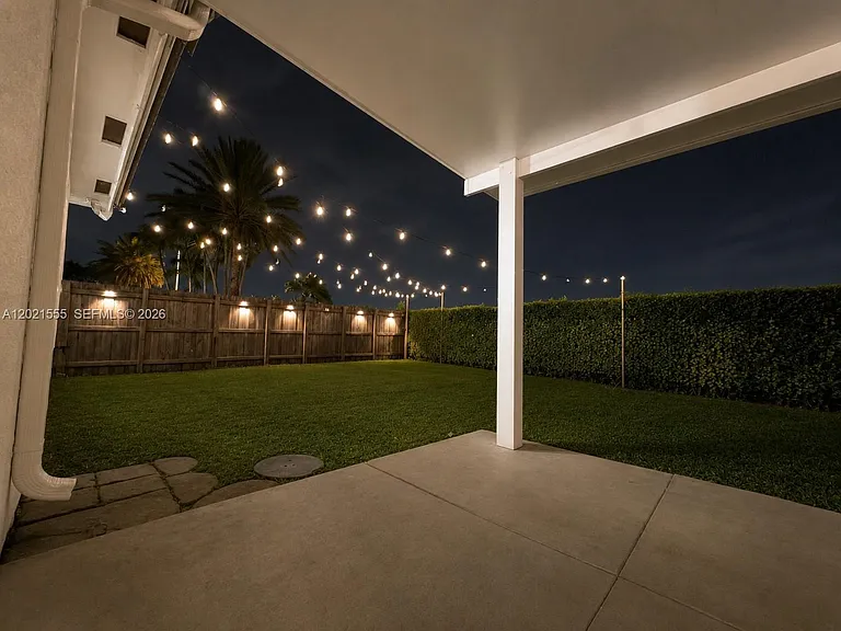 15840 SW 151st Ter — Photo 4
