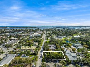 733 20th St, Vero Beach, FL 32960