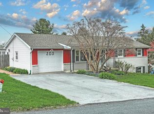 205 Long Ln, York Haven, PA 17370