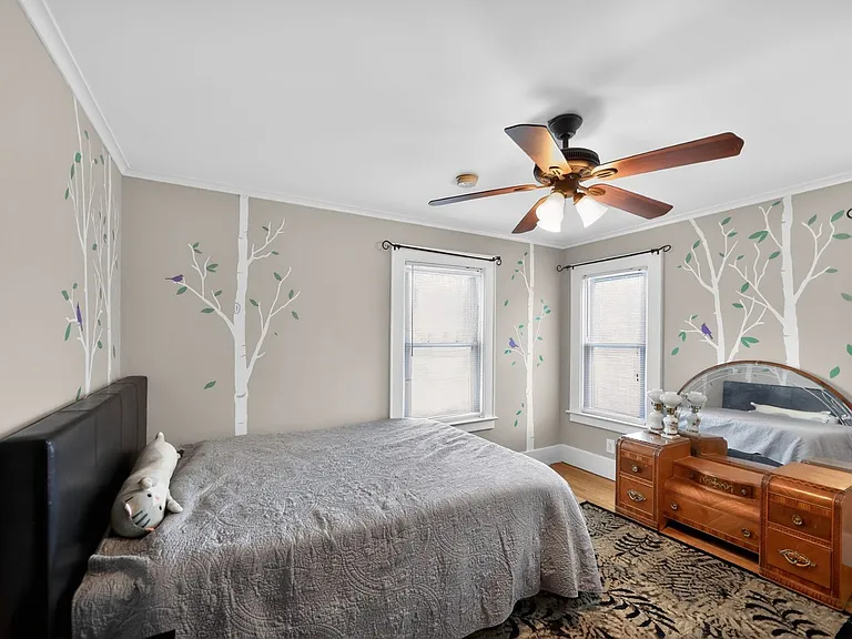 151 Wolcott Ave — Photo 15