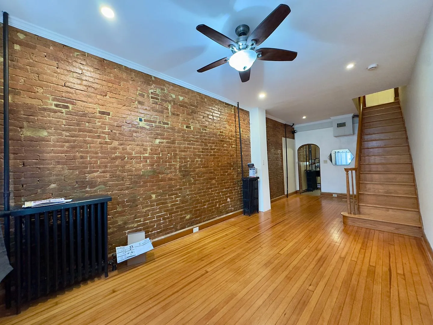 Charming 2 Bedroom/2.5 Bathroom Townhome in Upper Fells Point, Baltimore, MD! — Photo 3
