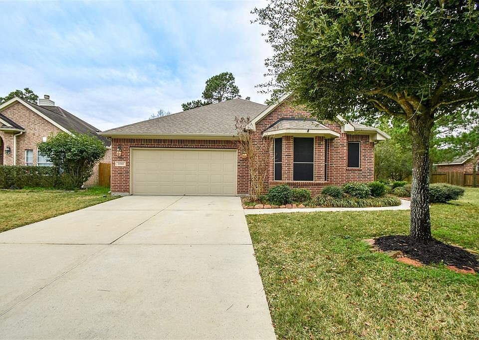 1st image of 20261 Southwood Oaks Dr