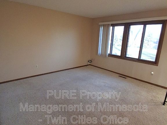 4th image of 7524 Maplebrook Pkwy N