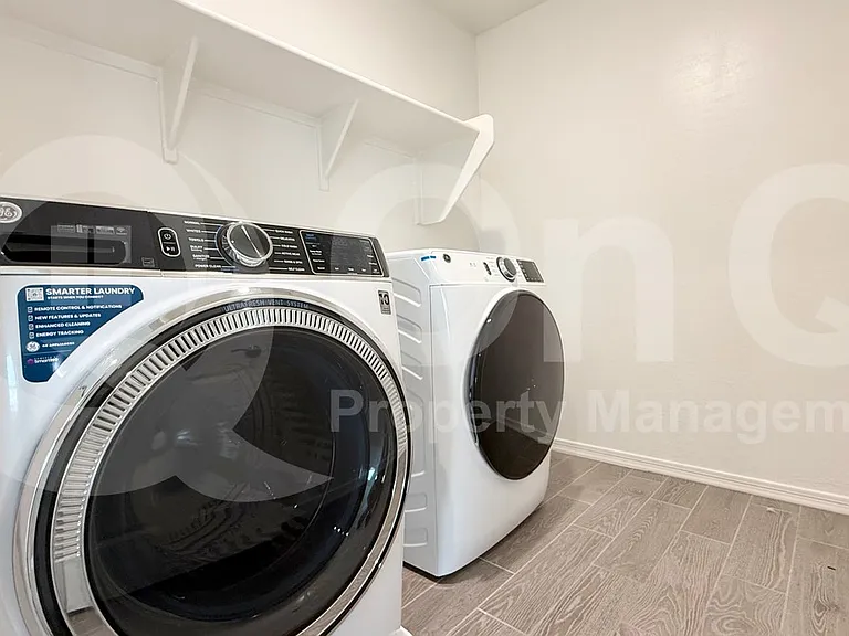 10838 W Marguerite Ave — Photo 19