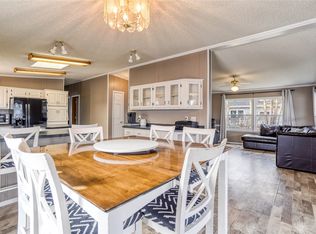 624 2nd Ave S, Fairfield, MT 59436