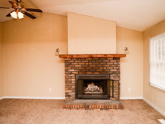 2nd image of 217 Meadwood Dr