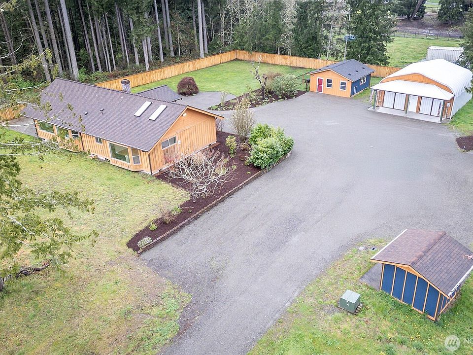 1st image of 32006 51st Avenue Ct E