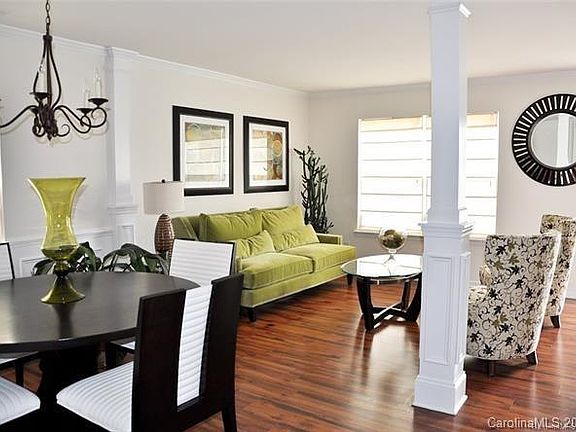 3rd image of 2826 Old House Cres