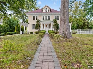 285 Maple St, Englewood, NJ 07631