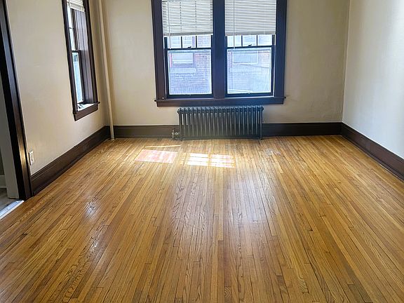 2nd image of 1802 W Genesee St #17F