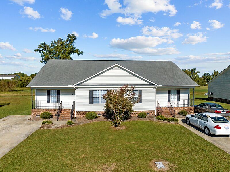 1st image of 2140 Oak Bend Dr #A