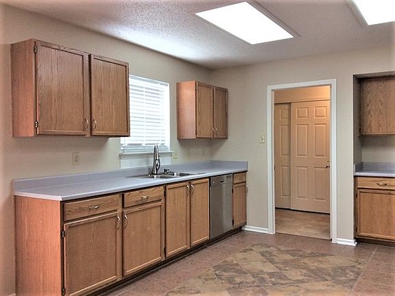 5th image of 5663 N Jefferson Dr