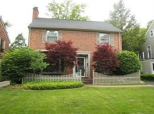 3722 Rawnsdale Rd, Shaker Heights, OH 44122