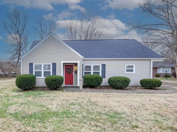 312 Primrose Dr, Saint Matthews, KY 40207