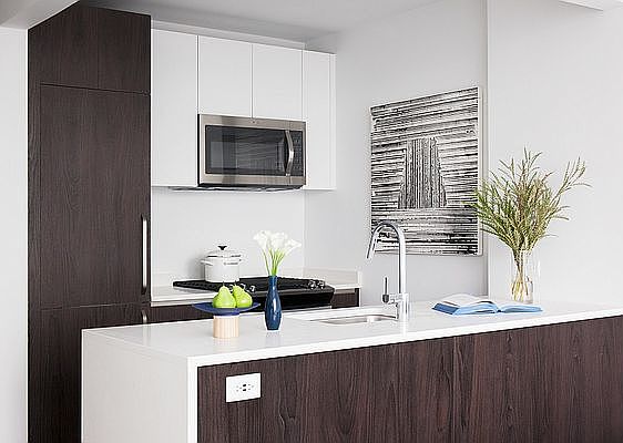 3rd image of 2810 Jackson Ave Ph 3F