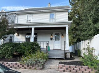 489 E Washington St, Chambersburg, PA 17201