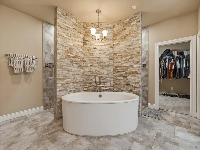 187 Territory Dr #1 — Photo 13