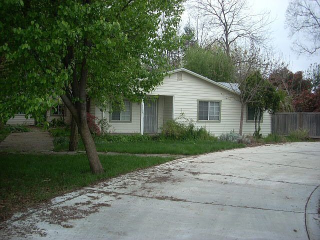 2nd image of 3119 Morseman Ave