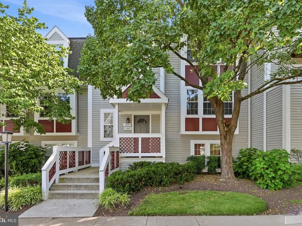 12891 Grays Pointe Rd #12891B, Fairfax, VA 22033