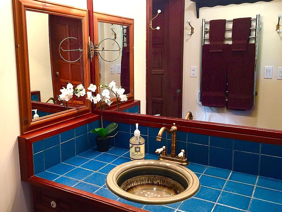 Custom bathroom cabinetry