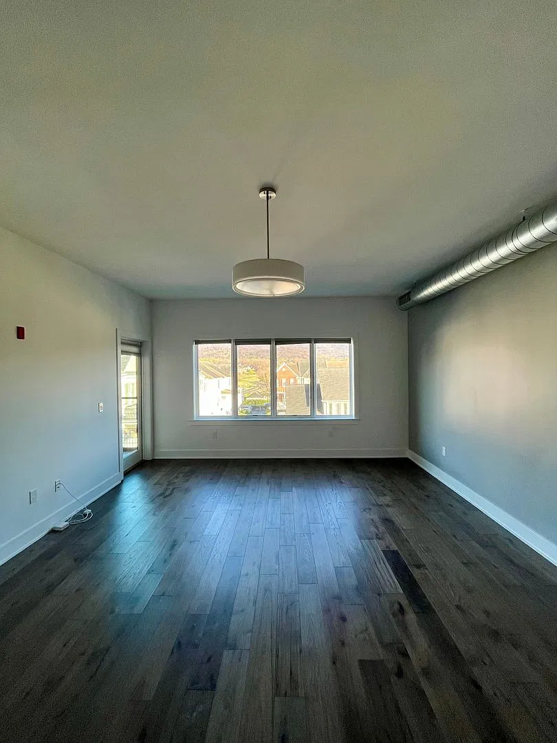 Old Trail Heights Apartments — Photo 3