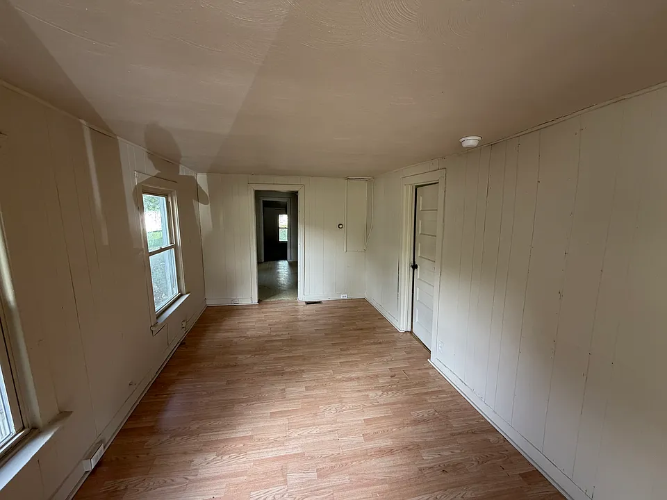 506 Clark St
