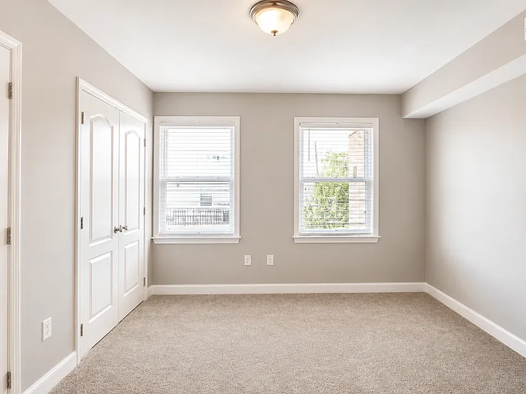 1620 Light St — Photo 9