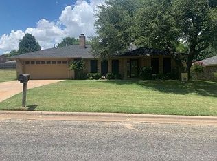 136 Blue Jay St, Stephenville, TX 76401
