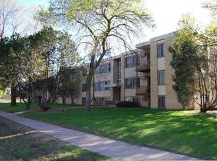 5120 Edina Industrial Blvd, Edina, MN 55439