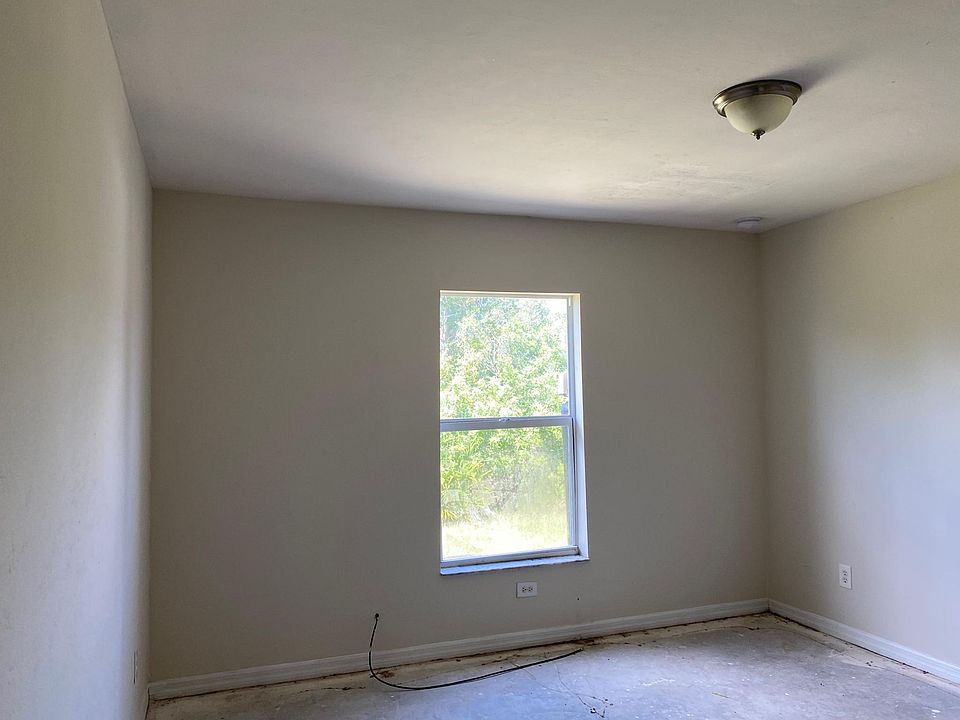 2nd image of 6001 Sara Ave N