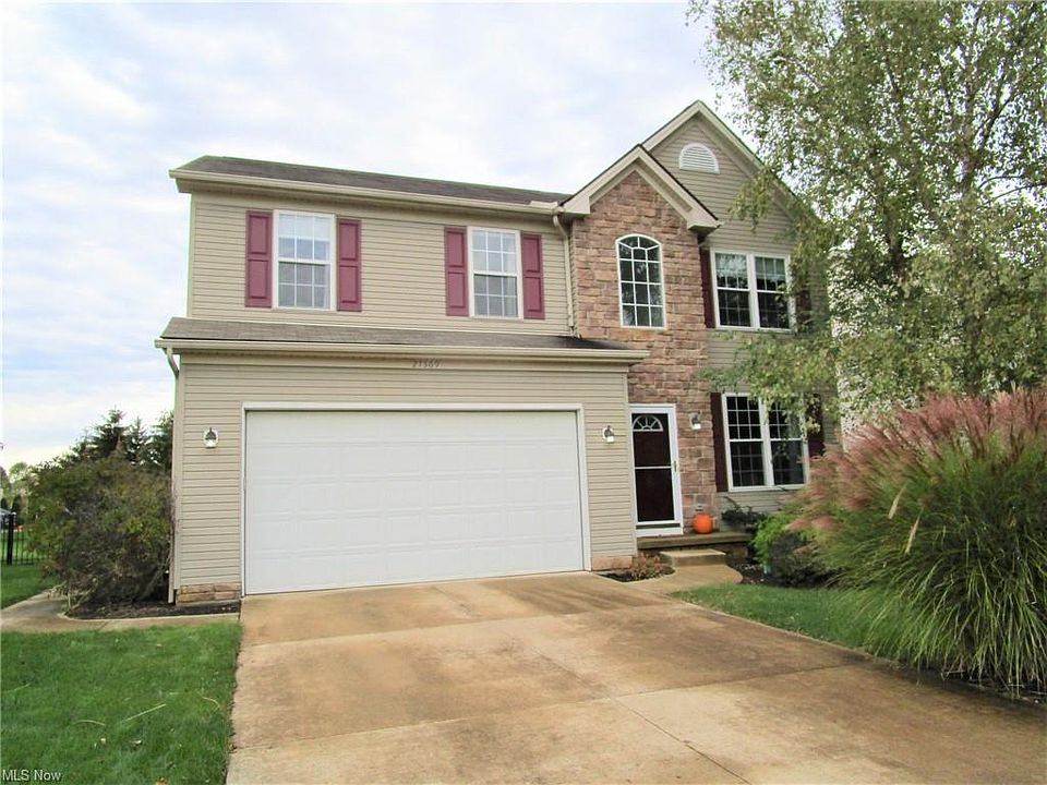 1st image of 27369 Wheaton Pl