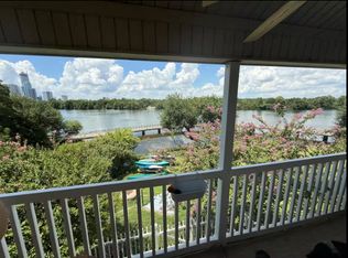 1818 S Lakeshore Blvd APT 42, Austin, TX 78741