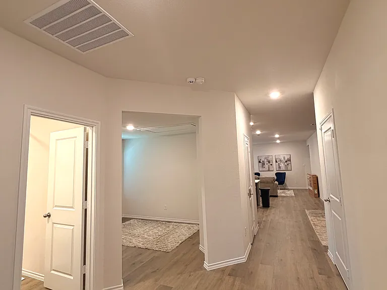 1320 Stuarts Forest Dr — Photo 5