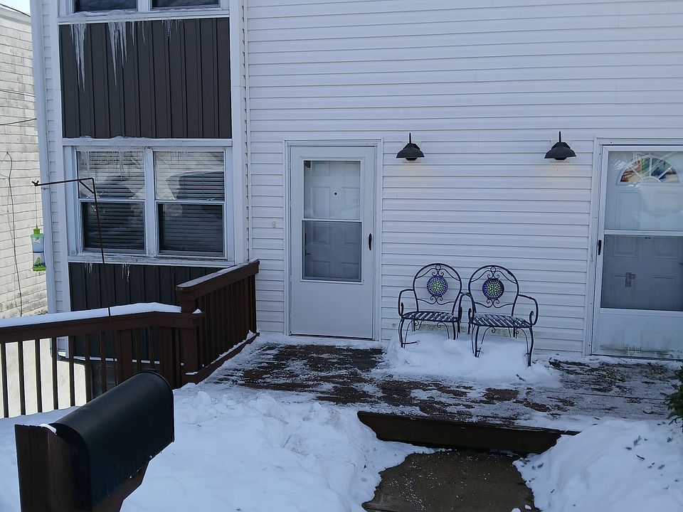 1st image of 112 Van Buren St #112