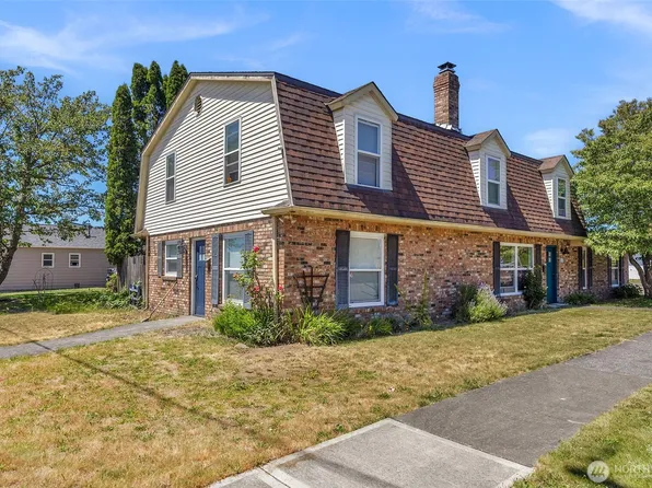 1527 8th Street, Marysville, WA 98270