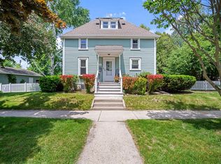 1002 Maple St, Grafton, WI 53024