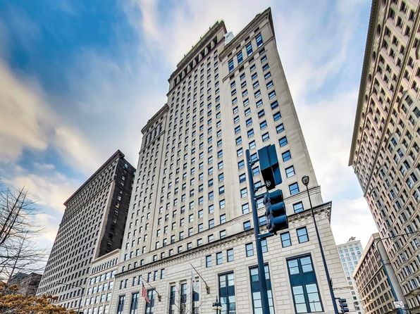 310 S Michigan Ave Unit 1907